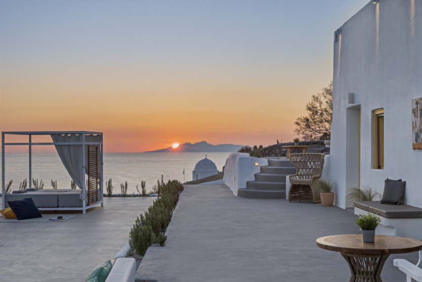 Est Villa