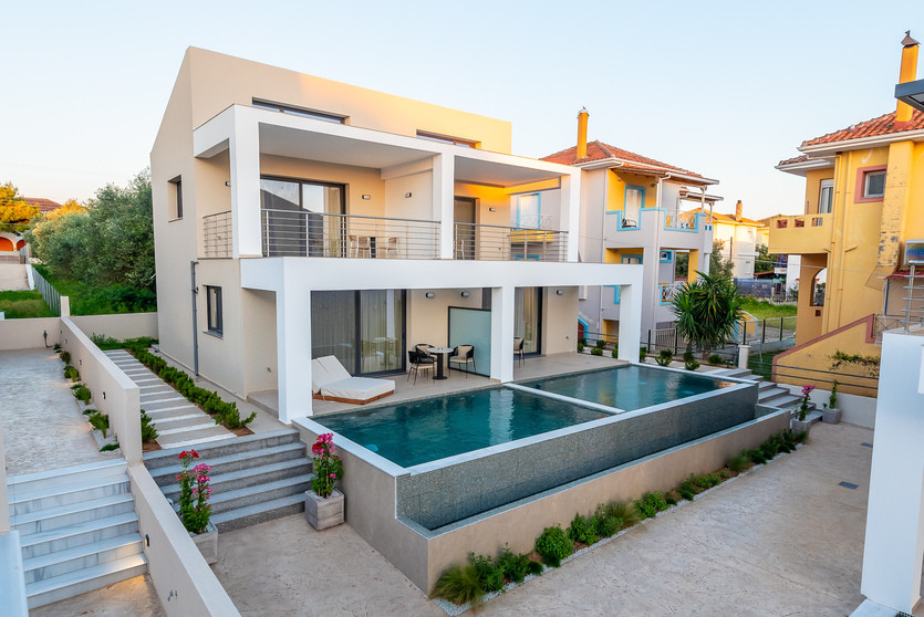 Evaeri Suites