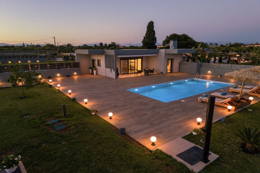 Crystal Thalassa Luxury Villa Stergio